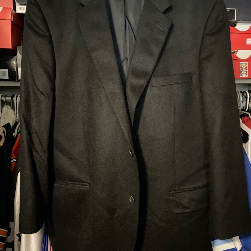 Jos. A. Bank 100% Cashmere Black Sport Coat with Notched Lapels
